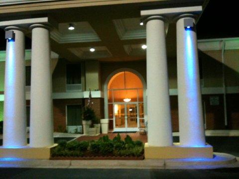 Hotel Quality & Decatur - Atlanta East 3*