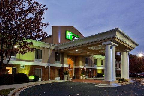 Quality & Decatur - Atlanta East Hotel 3*