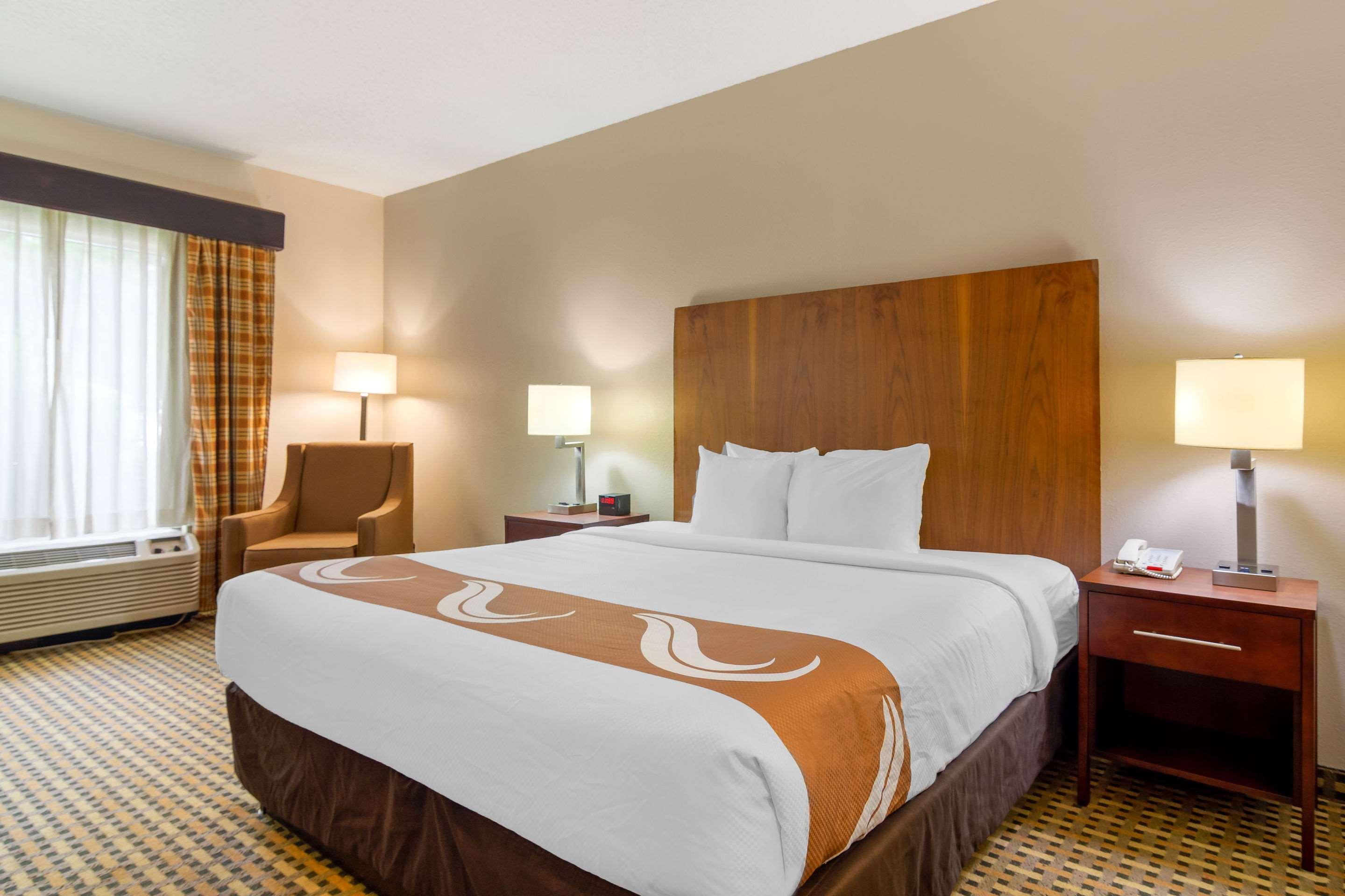 Quality & Decatur - Atlanta East Hotel
