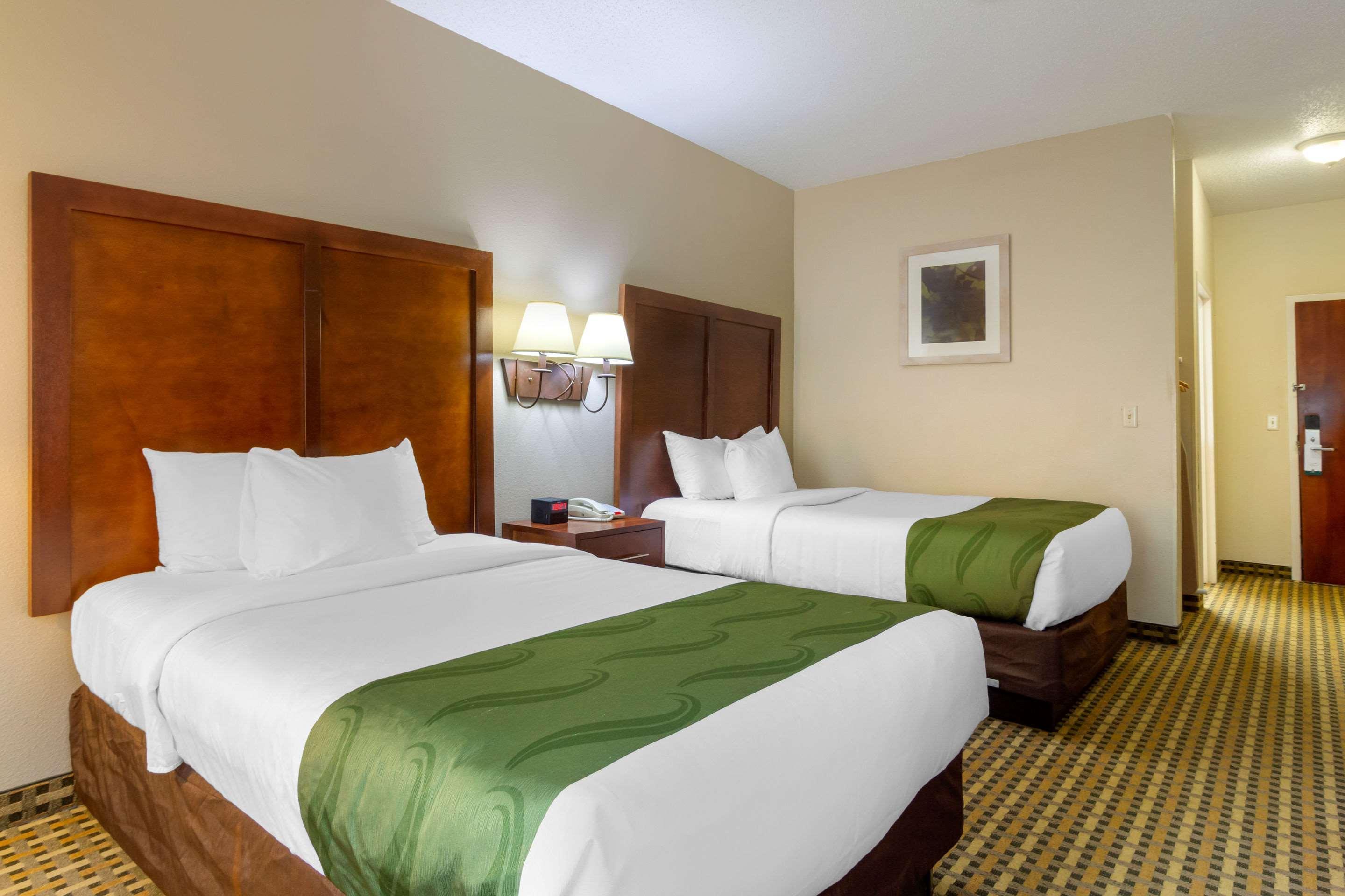Quality & Decatur - Atlanta East Lithonia